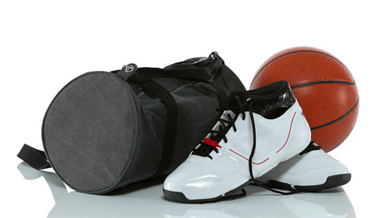 The midsole of basketball kicks allows fast and intense movements.
