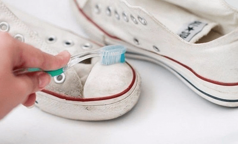 You should clean this shoe model with a toothbrush 