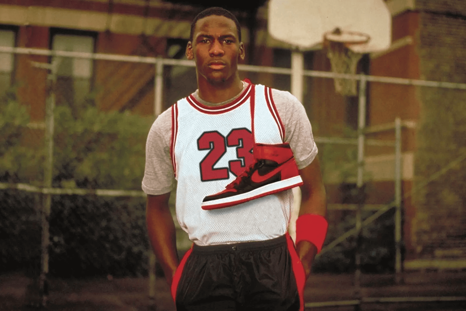 Jordan 1 was released as a combination of Nike and basketball legend Michael Jordan. 