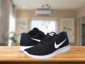 does nike 270 run small